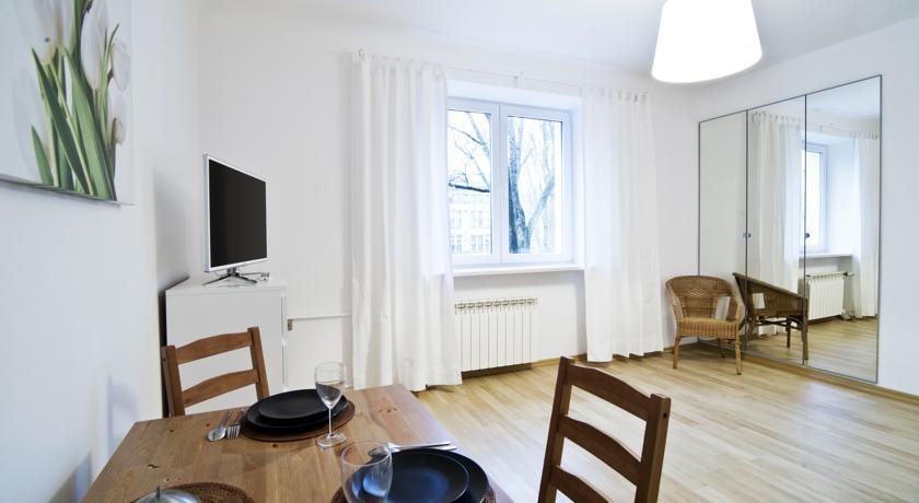 Goodnight Warsaw Apartments - Al. Jana Pawla II 26 Room photo