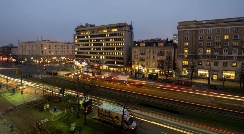 Goodnight Warsaw Apartments - Al. Jana Pawla II 26 Room photo