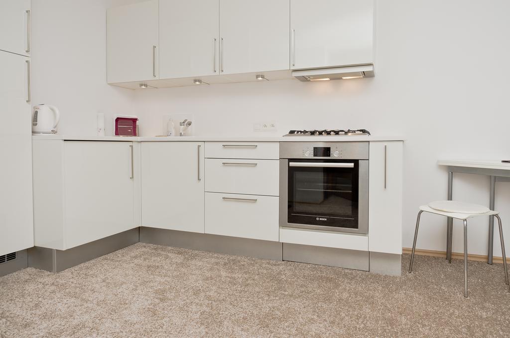 Goodnight Warsaw Apartments - Al. Jana Pawla II 26 Room photo